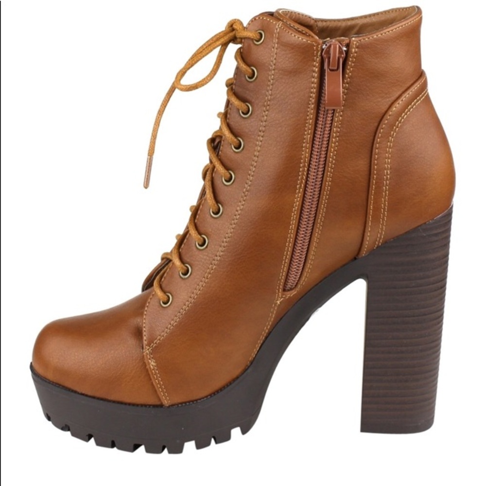 Tan lace up chunky platform ankle boots - Picture 5 of 5